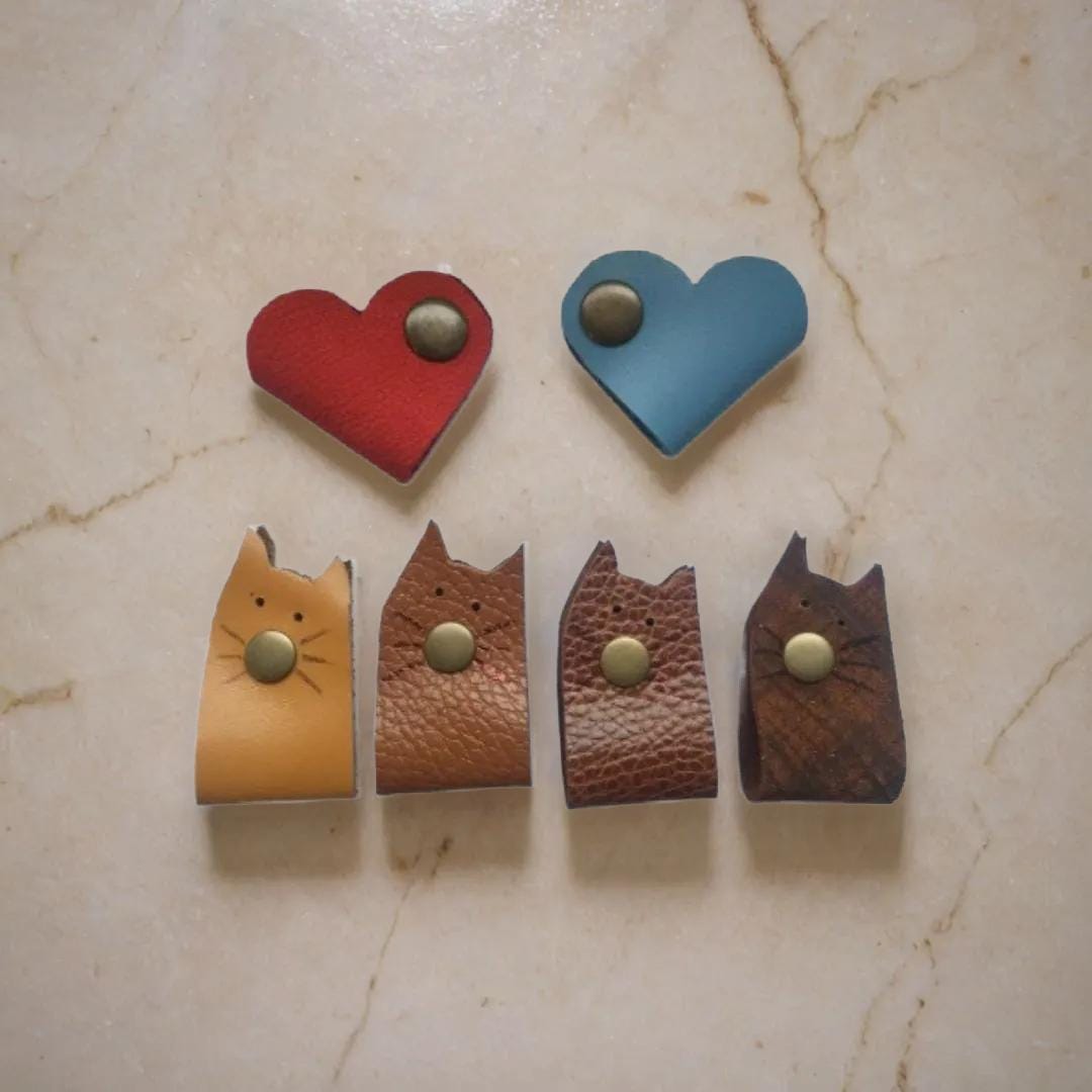 Genuine Leather cat lovers cable, cord holder | Cat lover gift, Genuine Leather organizer, earbud holder, hostess gifts, earphone holder
