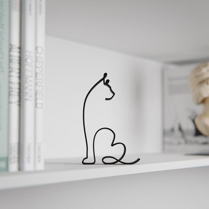 Maine Coon Cat - Line Art Figure